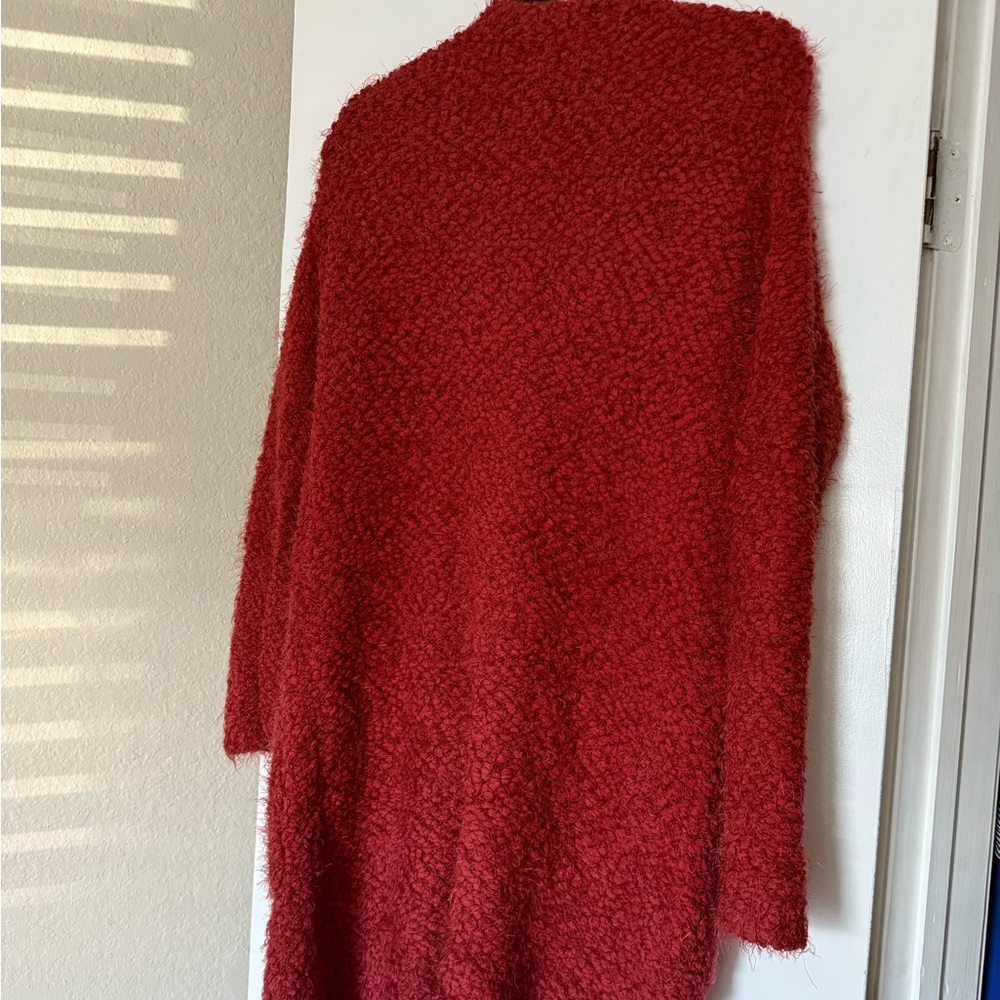 Long burgundy cardigan - Picture 3 of 3